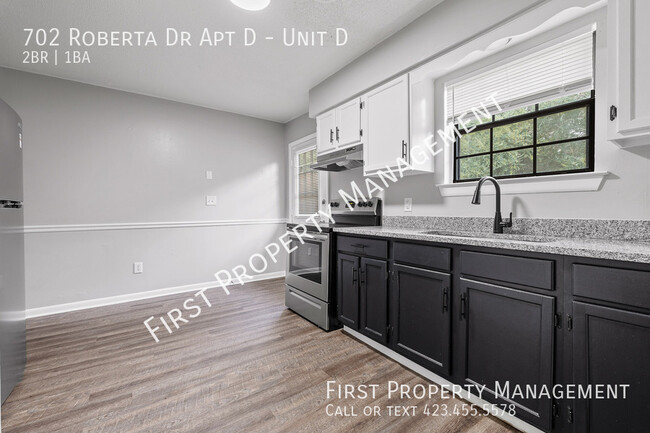 Building Photo - $400 Off A Month' Rent: 2Bed/1Bath Apartme...