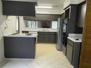 Building Photo - 10202 Pebble Park Ln