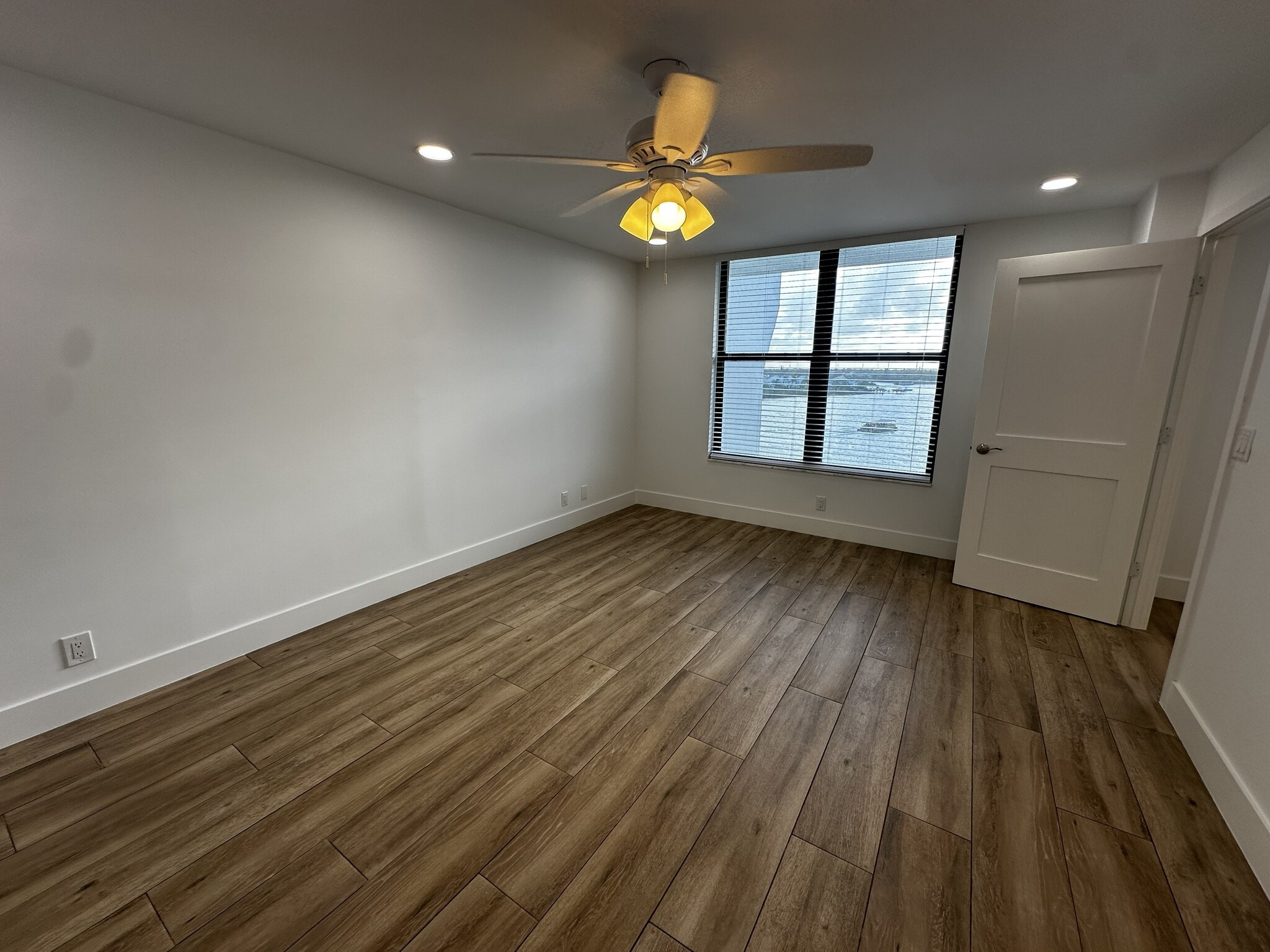Building Photo - 1748 Jupiter Cove Dr
