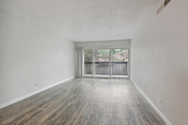 Floorplan - Lakeridge Terrace Apartments