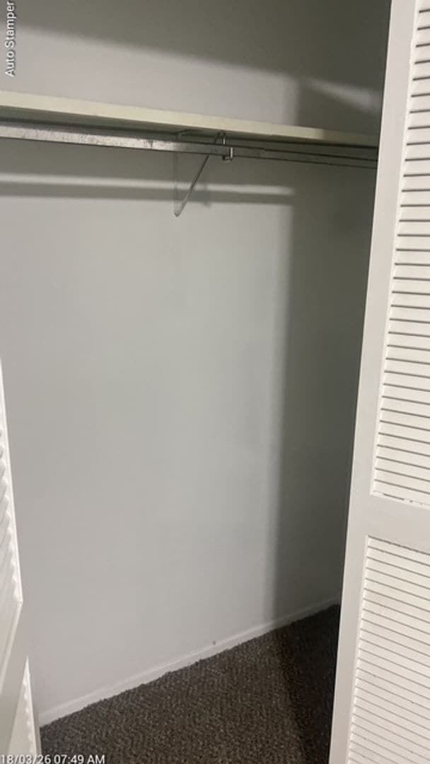 Building Photo - 609 Live Oak Dr