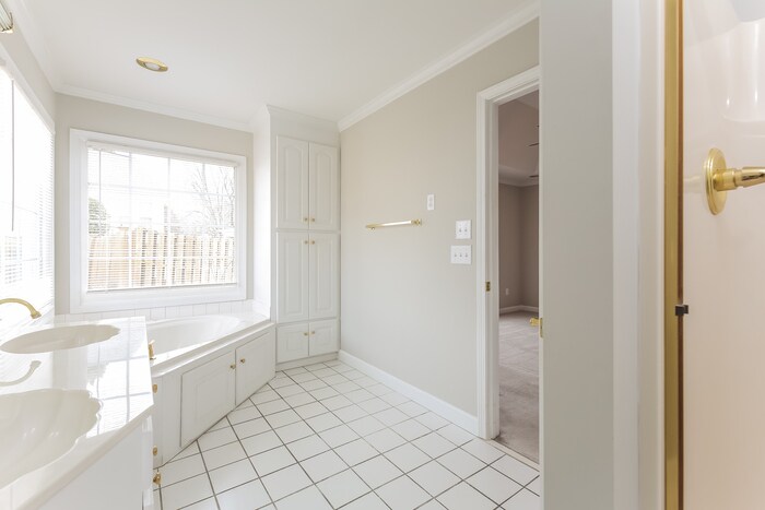 Building Photo - 2 Capstone Ct