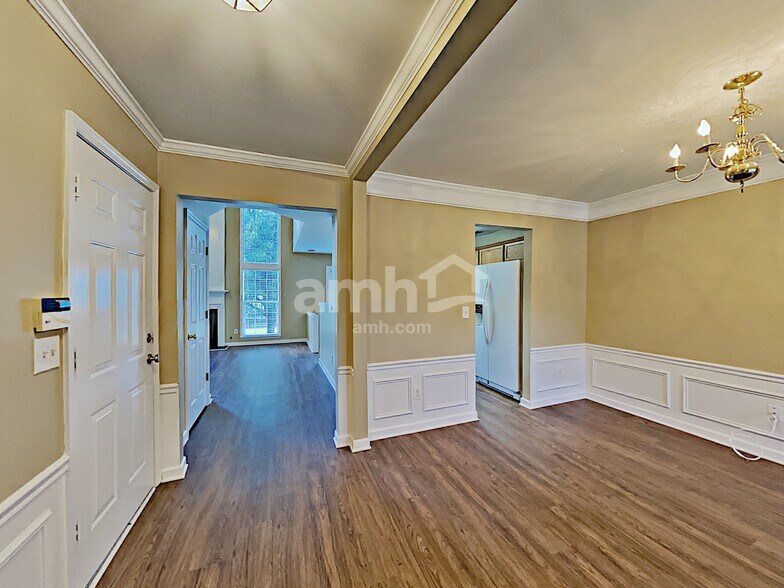 Building Photo - 1111 Bob White Ln