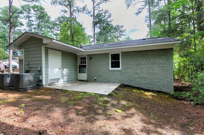 Building Photo - 928 Jason Ct