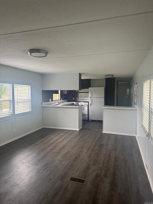 Building Photo - 6615 Fitts Rd