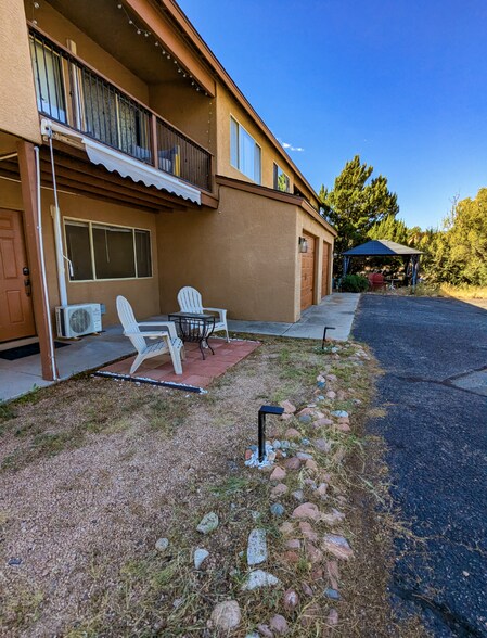 Building Photo - 4100 E Mission Ln