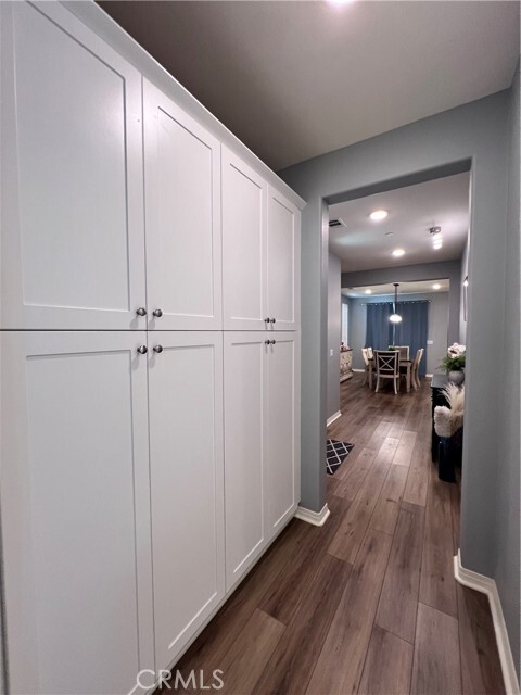 Building Photo - 4646 S Amherst Privado