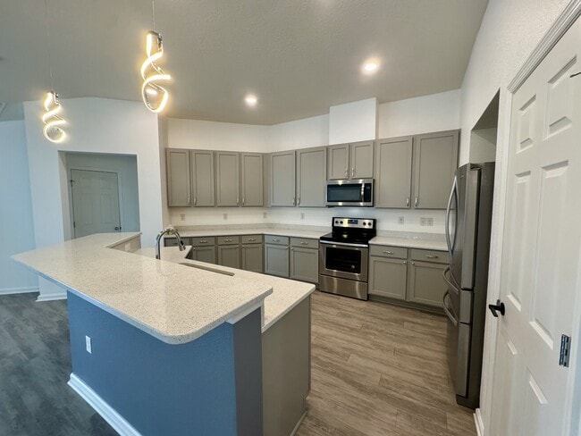 Building Photo - 14916 Durbin Cove Way