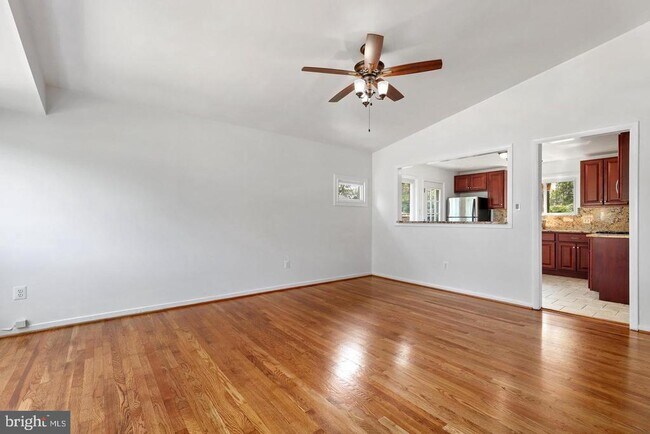 Building Photo - 6609 Bowie Dr