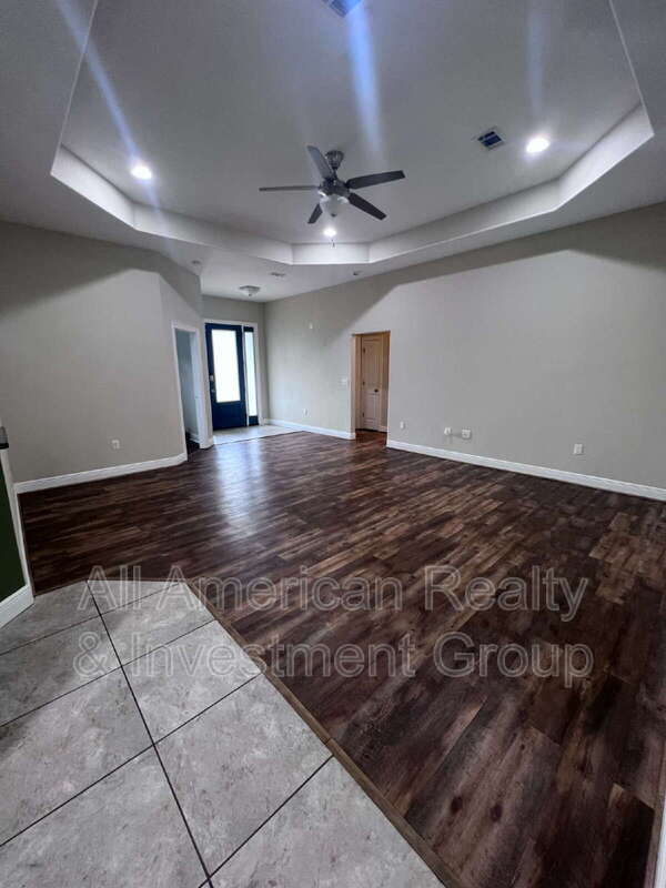Building Photo - 6882 Brocado Ct
