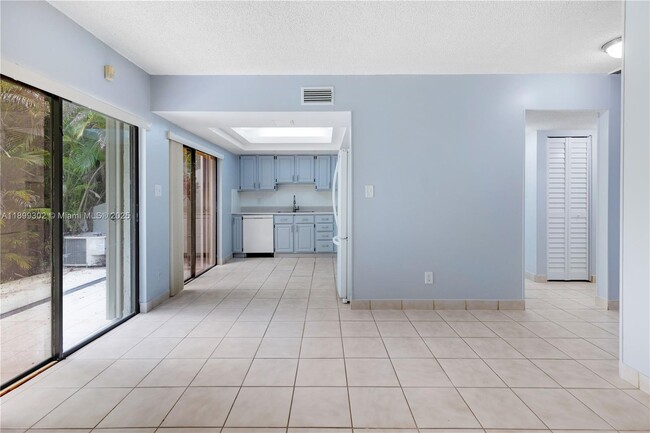 Building Photo - 11237 SW 112th St