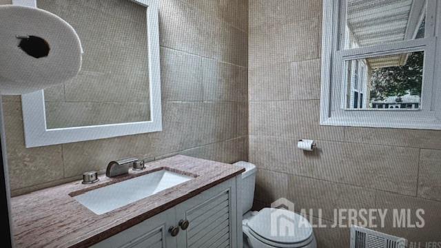 Building Photo - 966 Bergen Ave