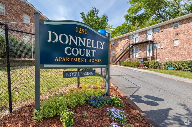 Building Photo - Donnelly Court