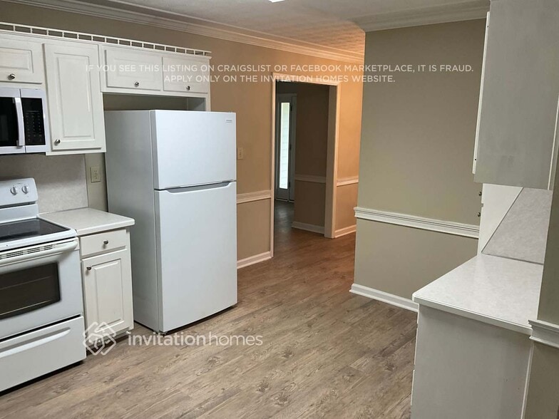 Building Photo - 169 Simeon Dr