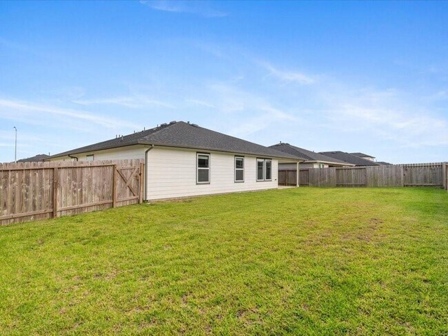 Building Photo - 1702 Maclane Ct