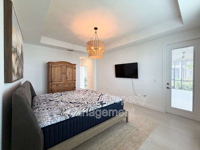 Building Photo - 16570 Ridgeview Cir