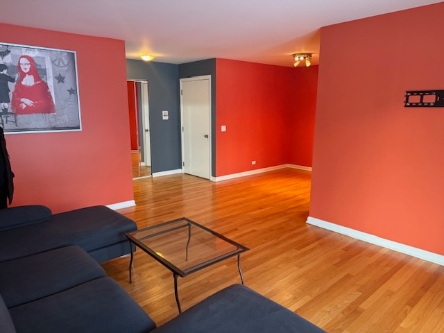 Building Photo - 1155 Silverwood Ct