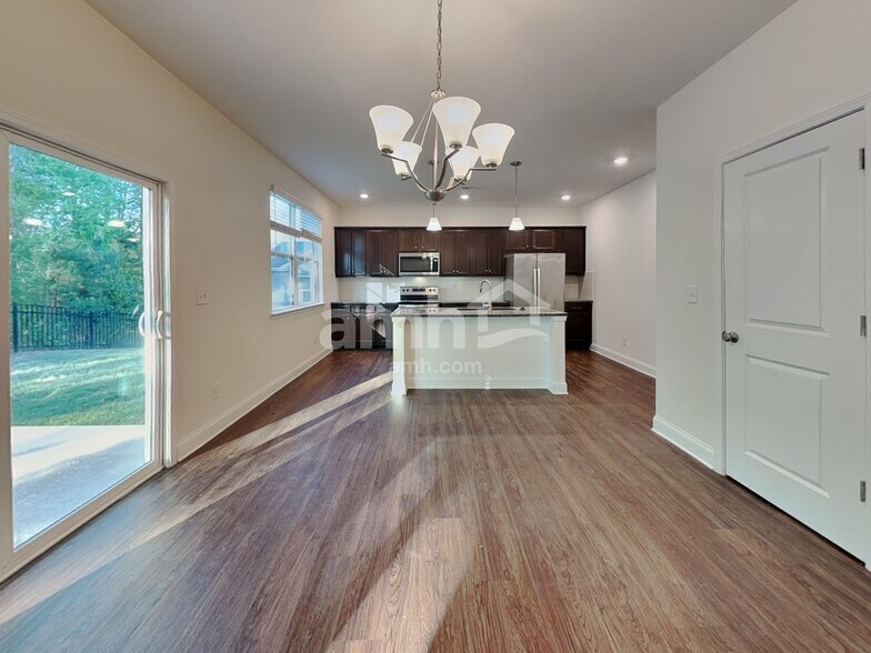 Building Photo - 2496 Napa Valley Dr