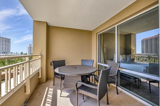 Building Photo - 5002 S Sandestin Blvd