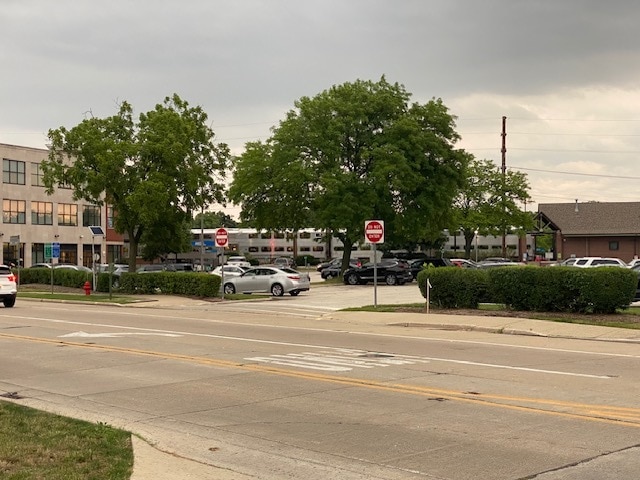 Building Photo - 1420 Shermer Rd