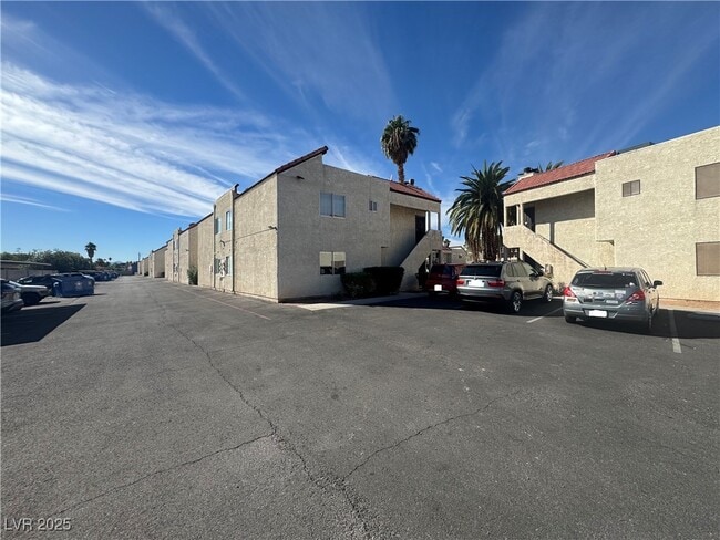 Building Photo - 4919 Newport Cove Dr