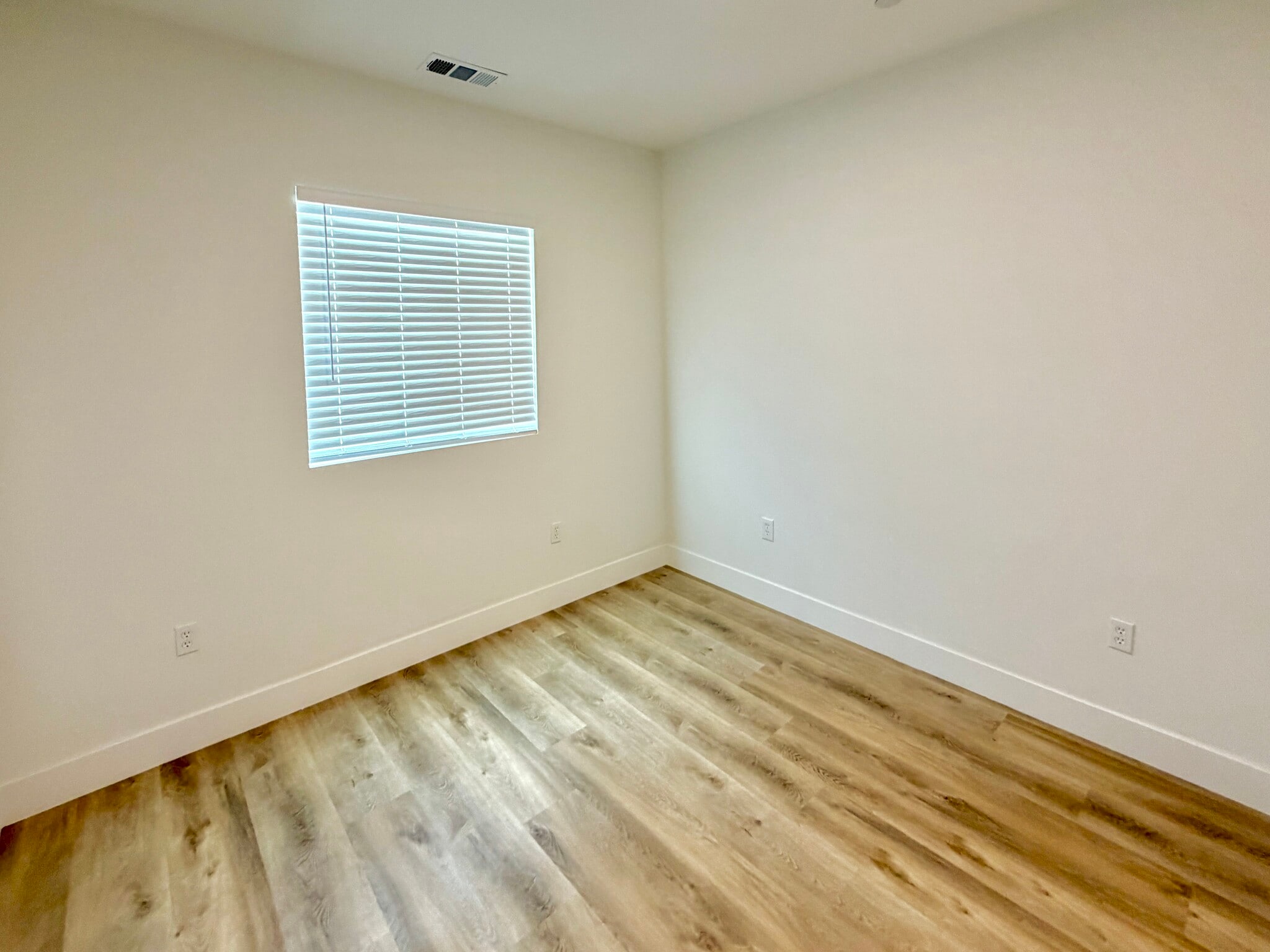 Building Photo - 6989 Del Rosa Ave