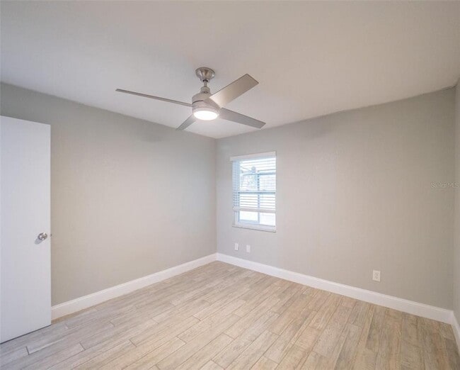 Building Photo - 2419 Rio Pinar Lakes Blvd