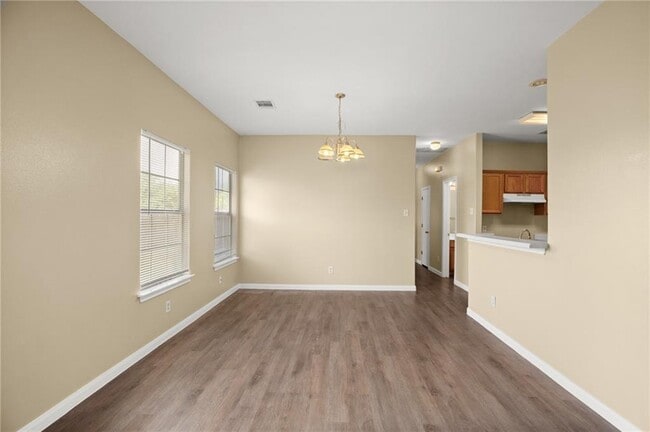 Building Photo - 250 Marvin Cove