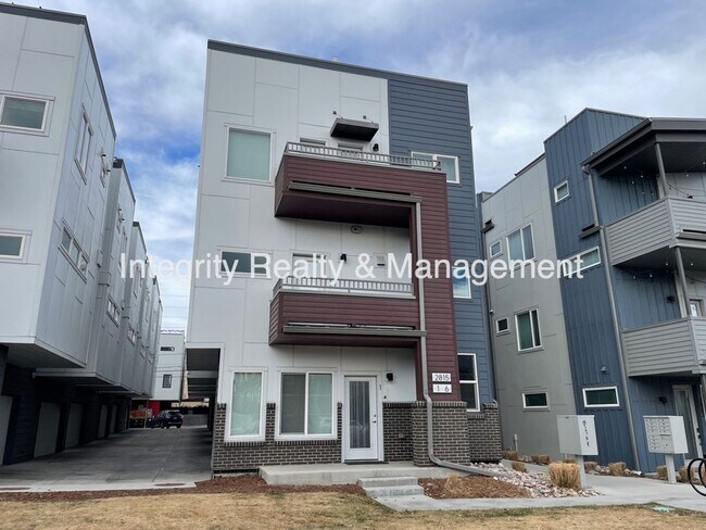 Primary Photo - 2815 W 25th Ave