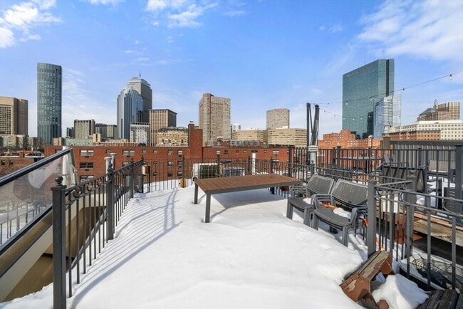 Building Photo - 410 Columbus Ave