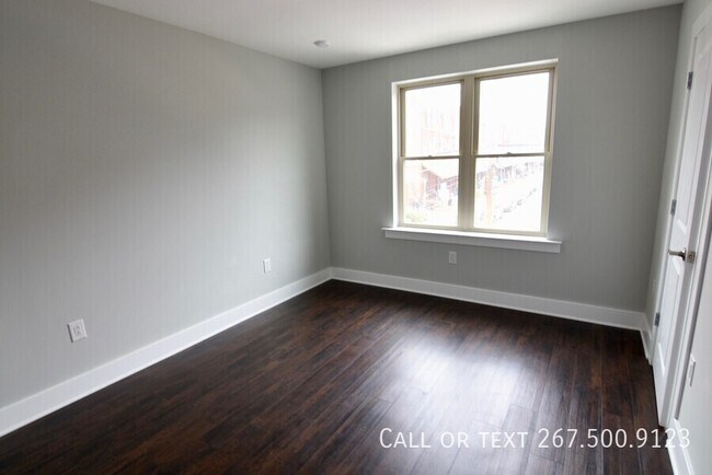 Building Photo - 522 N Preston St
