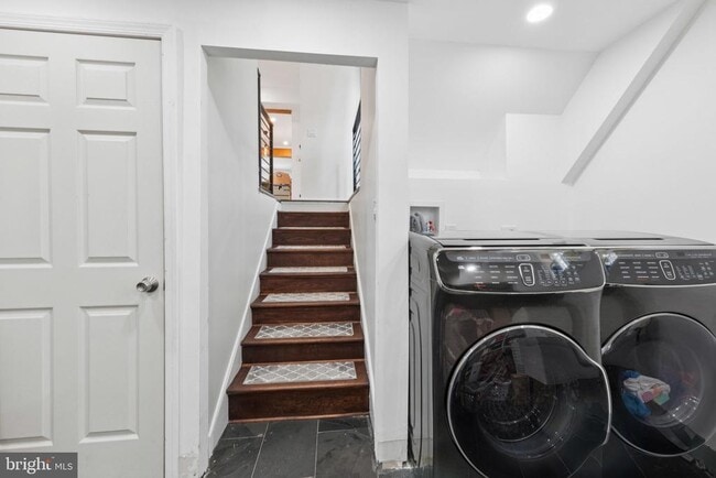 Building Photo - 7435 8th St NW