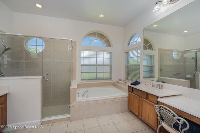 Building Photo - 477 Pirate's Moon Ct