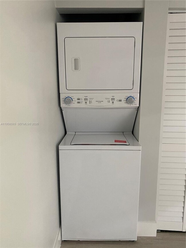 Building Photo - 7175 NW 179th St