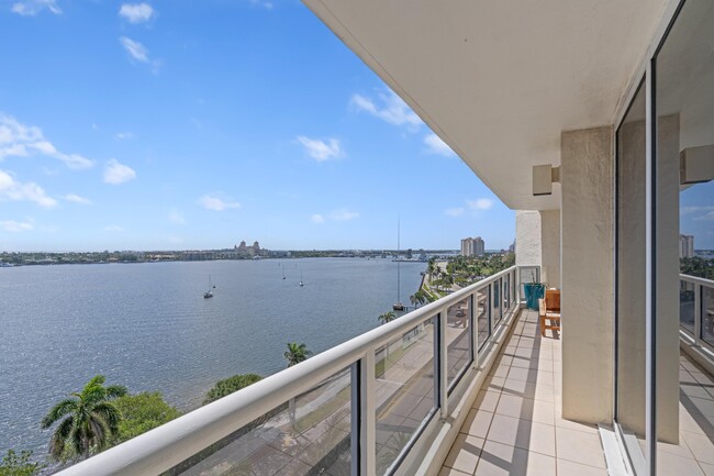 Building Photo - 1617 N Flagler Dr