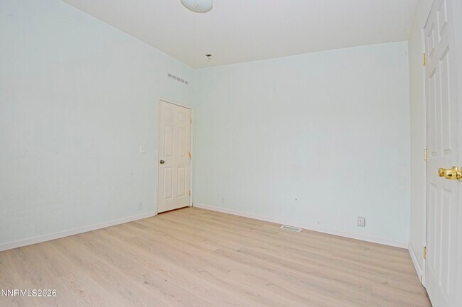 Building Photo - 10740 Geurts Ln