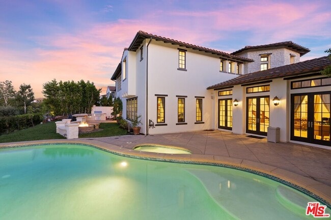 Building Photo - 25561 Prado De Oro