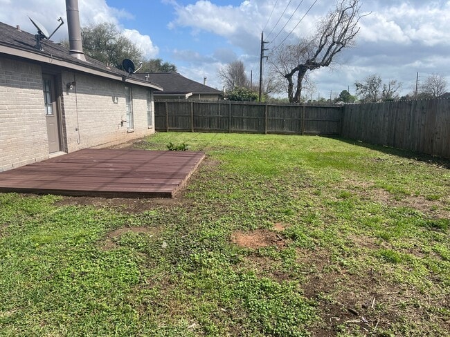 Building Photo - 2434 Long Reach Dr