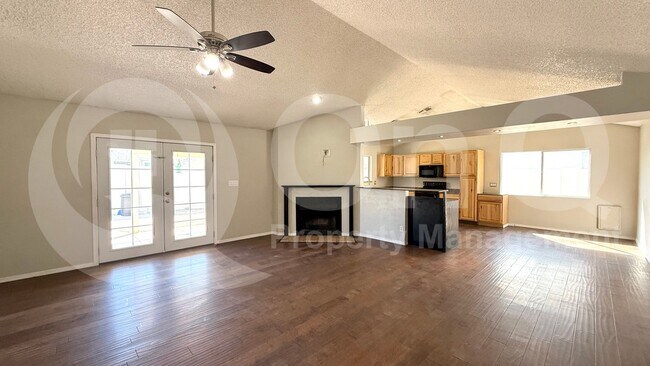 Building Photo - 7205 W Krall St