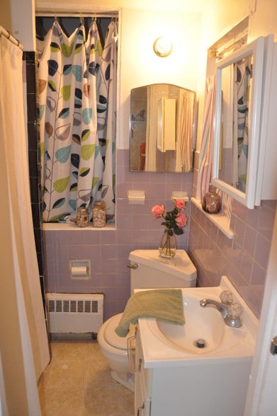 Bathroom - 715 Triphammer Rd