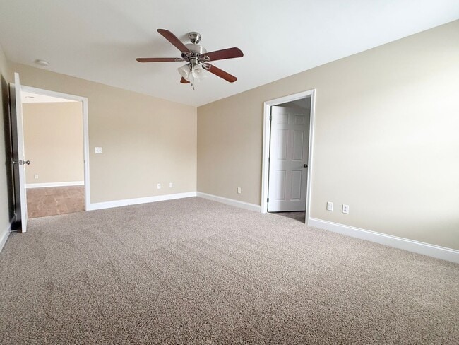 Building Photo - 3-Bedroom Home with Garage in The Reserve