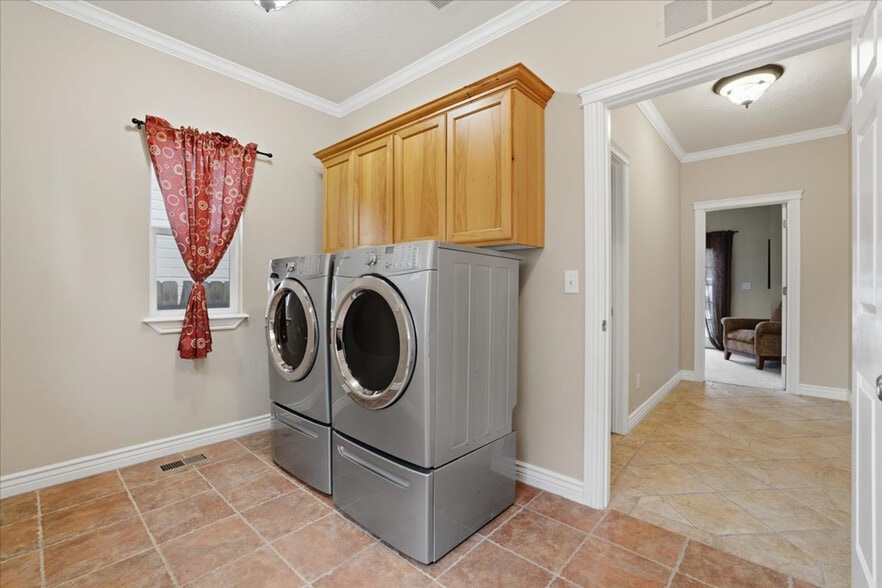 Building Photo - 1603 N 29th St