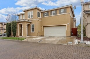 Building Photo - 444 Via Marco Ln