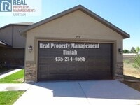 Building Photo - 3 Bedroom Condo With 2 Car Garage. MOVE IN SPECIAL!! $400 OFF YOUR FIRST MONTH'S RENT WHEN YOU SI...