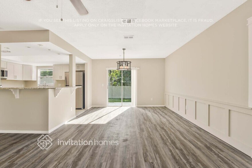 Building Photo - 4051 Woodsong Dr