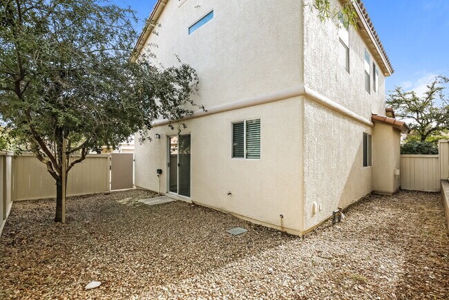 Building Photo - 9060 Starling Wing Pl