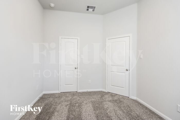Building Photo - 11020 Patriot Ct