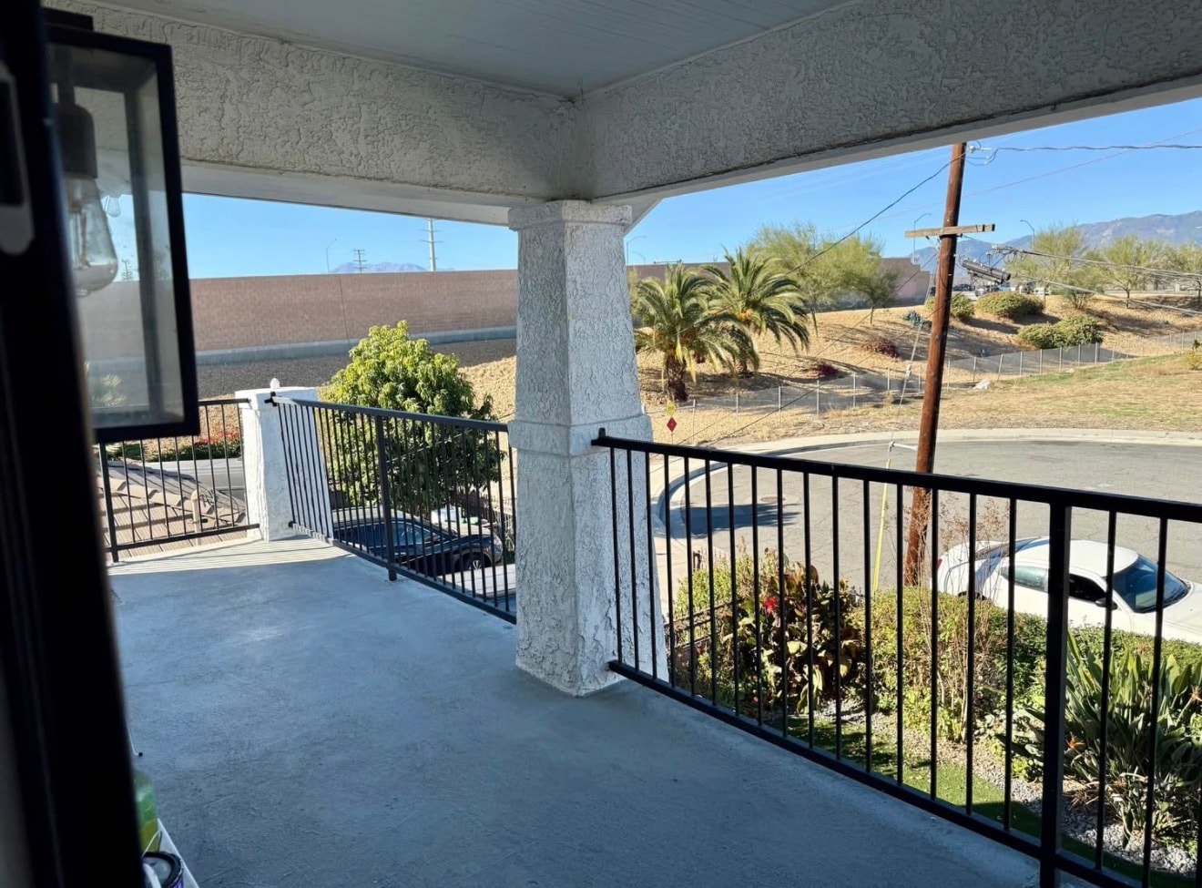 Building Photo - 823 W Orange St