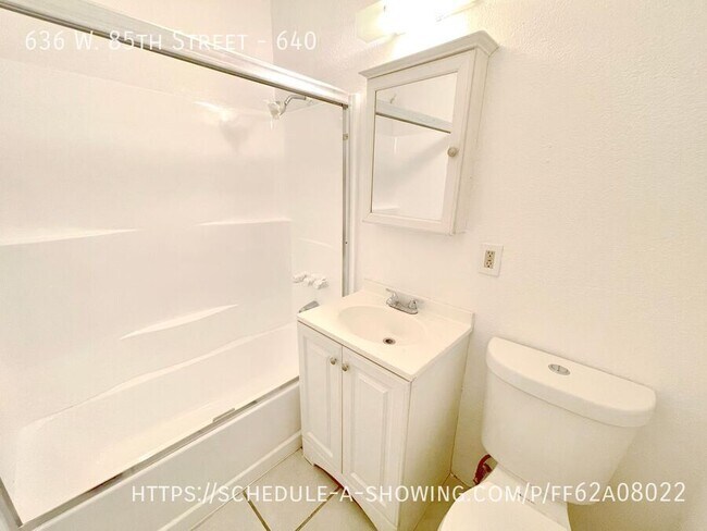 Building Photo - 636 W 85th St
