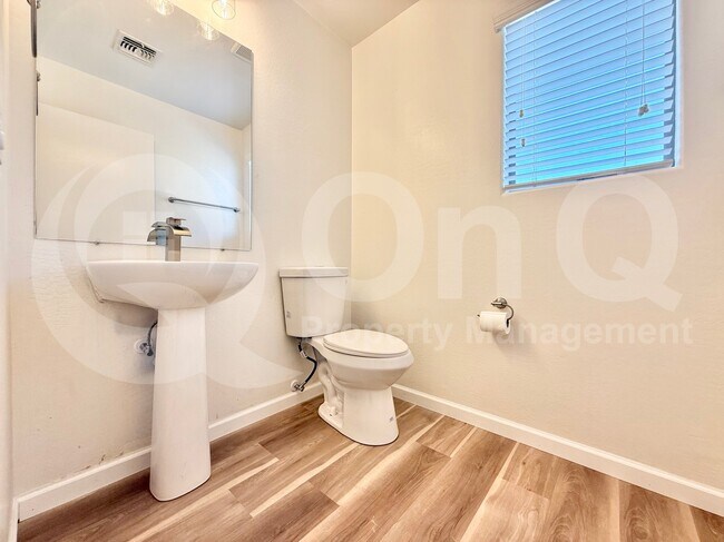 Building Photo - 8080 W Rushmore Way